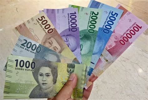 indonesia currency dollars